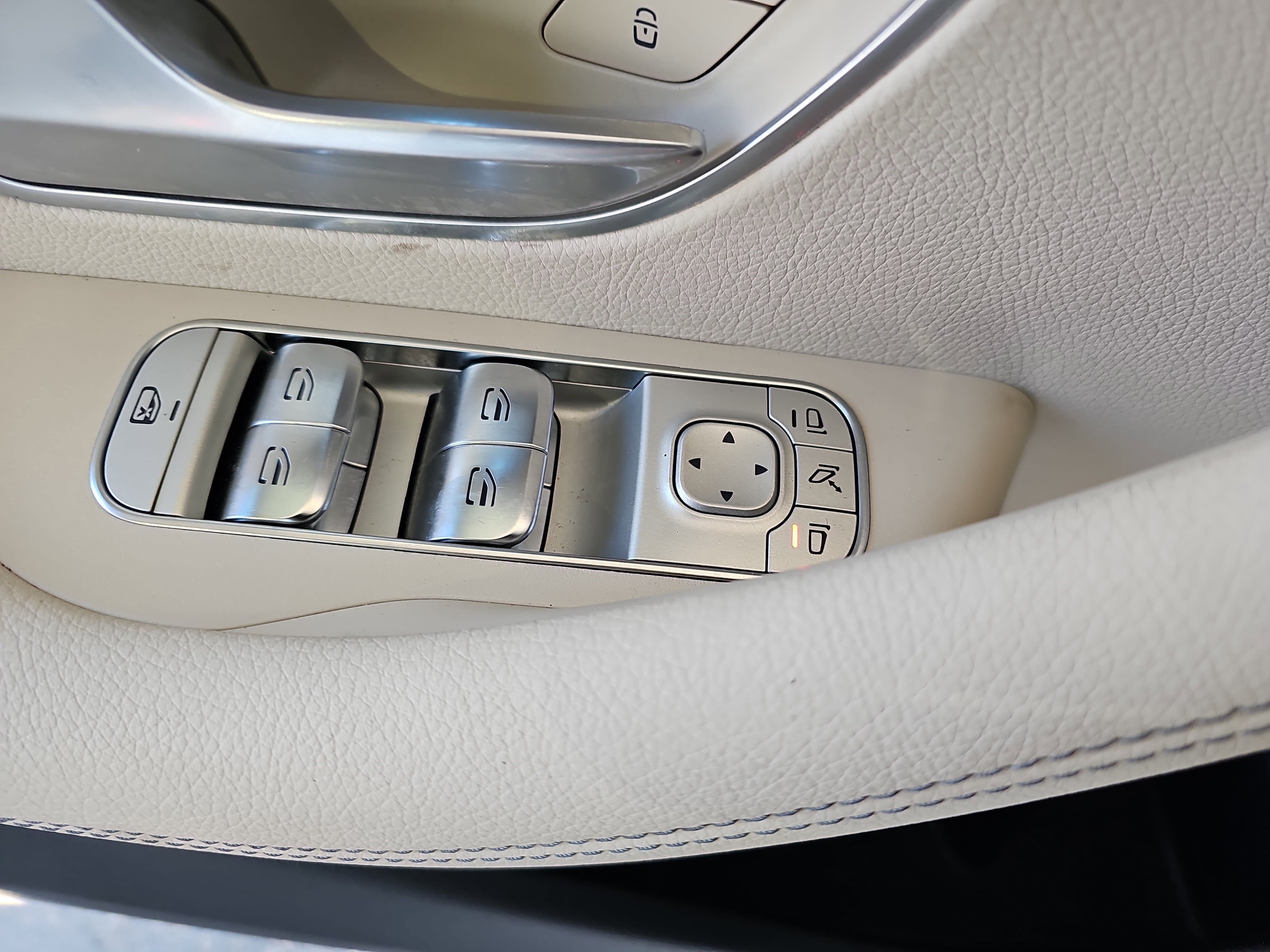 Certified 2026 Mercedes-Benz GLE 450 4MATIC image 30