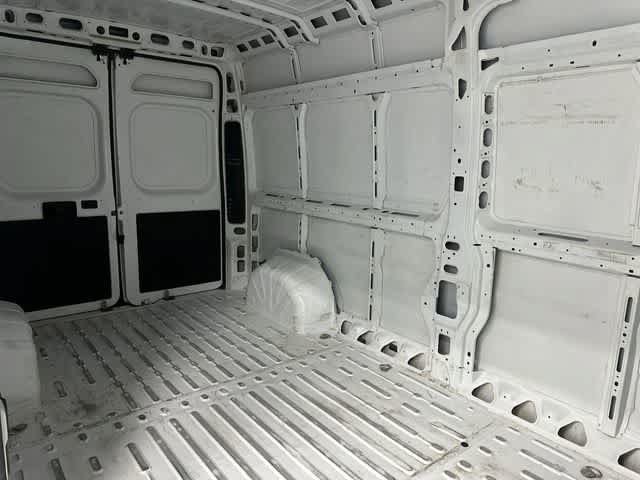 Used 2025 RAM ProMaster 2500 w/ Convenience Group FWD image 11