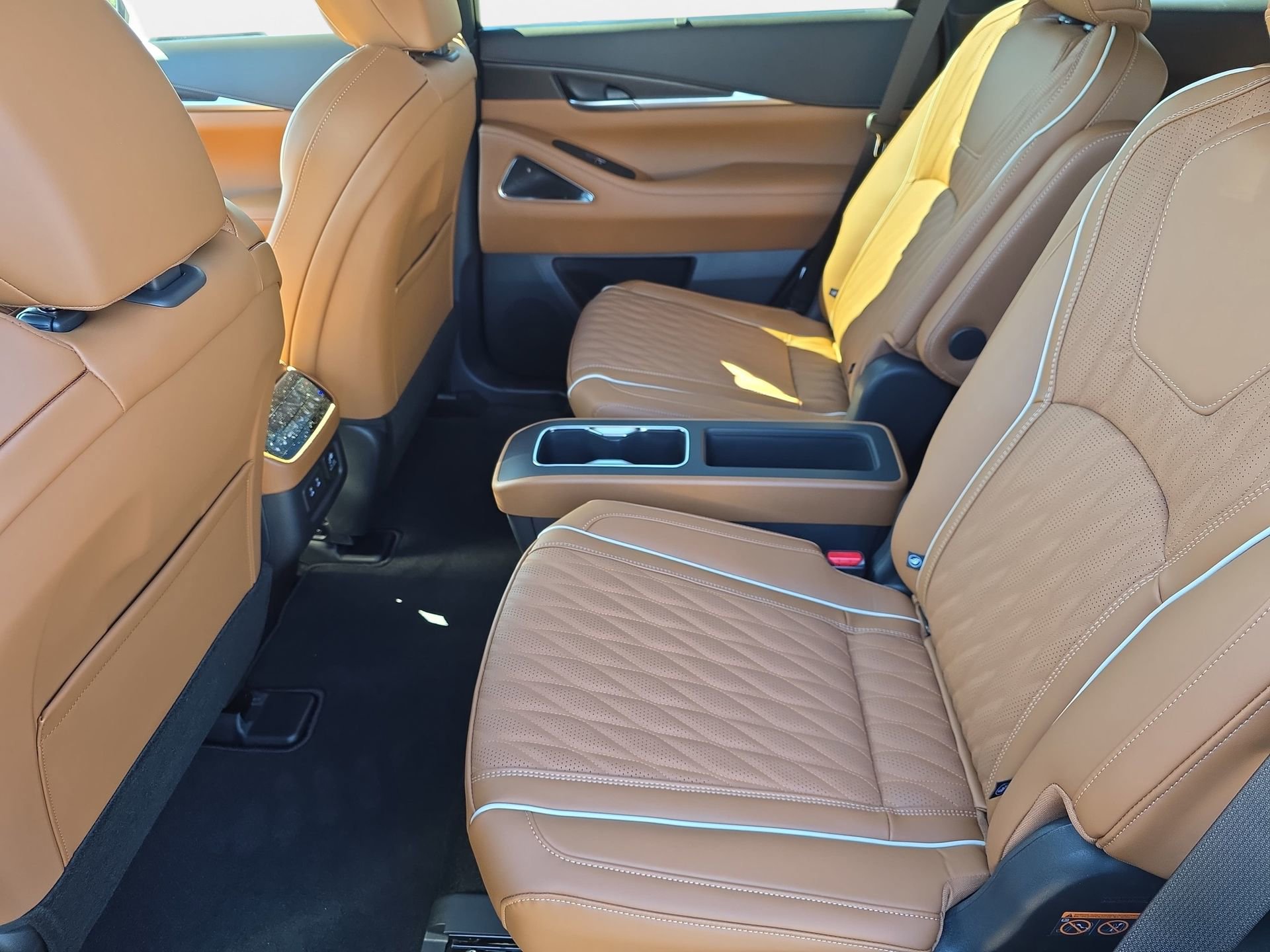 New 2026 INFINITI QX60 Autograph w/ Dark Cargo Package image 14