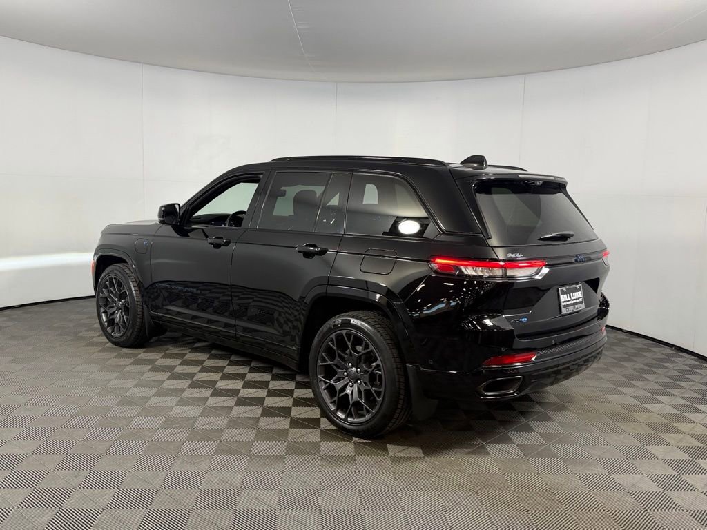 Used 2023 Jeep Grand Cherokee Summit image 8