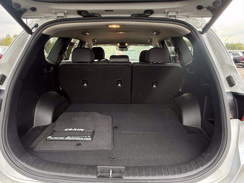 Certified 2023 Hyundai Santa Fe SEL FWD image 7