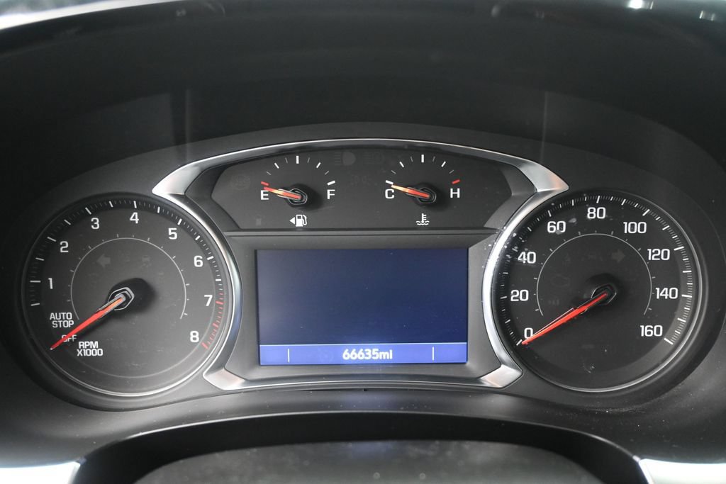 Used 2023 Chevrolet Traverse LT FWD image 13
