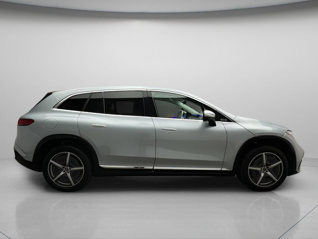 Used 2023 Mercedes-Benz EQS 580 4MATIC SUV image 7