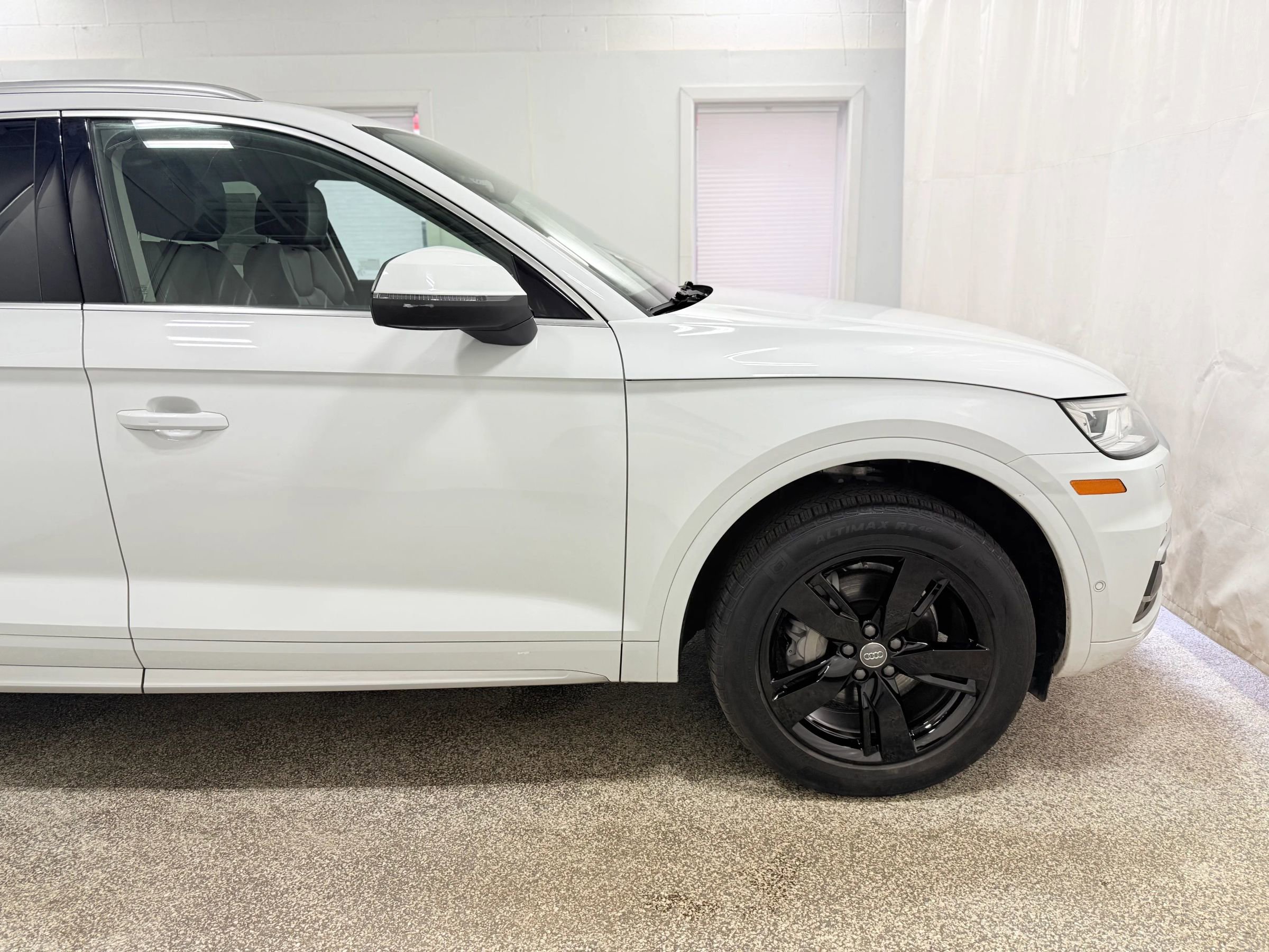 Used 2019 Audi Q5 Prestige AWD/4WD image 8