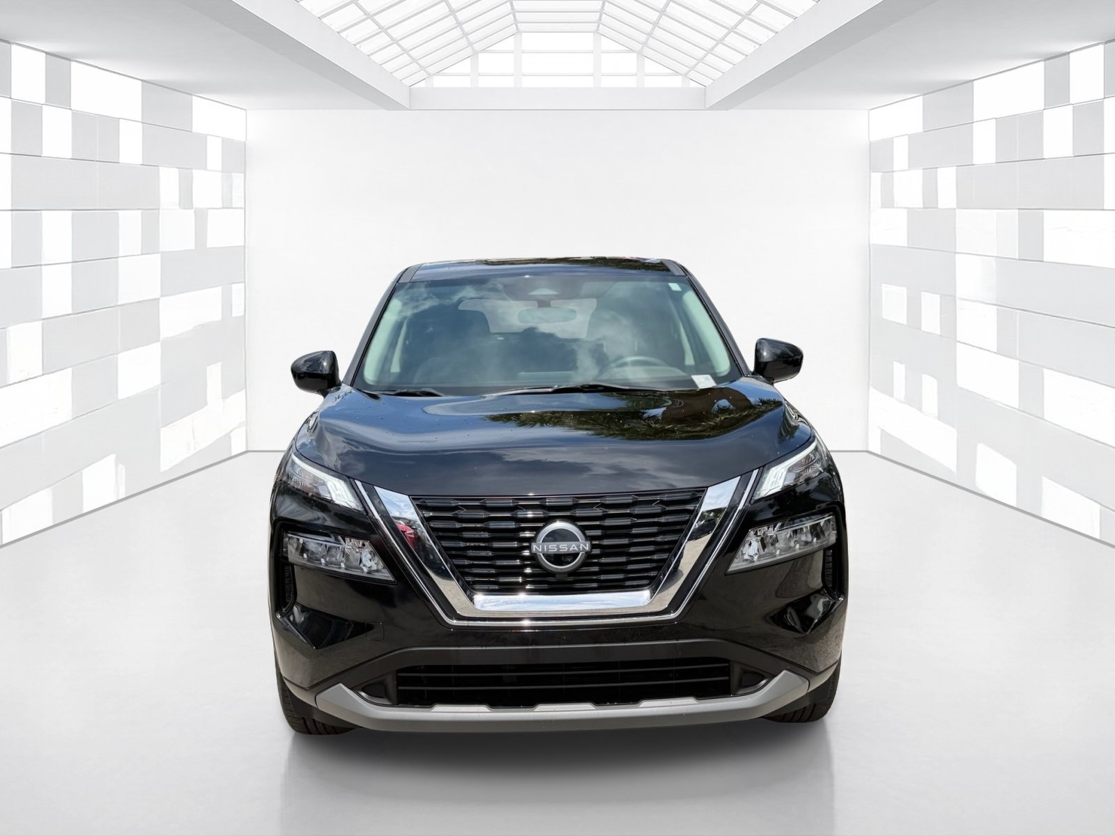 Used 2023 Nissan Rogue SV FWD image 2