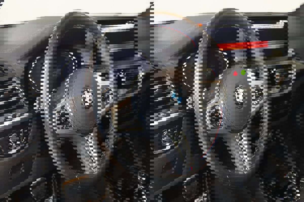 Used 2023 BMW X3 M40i image 6