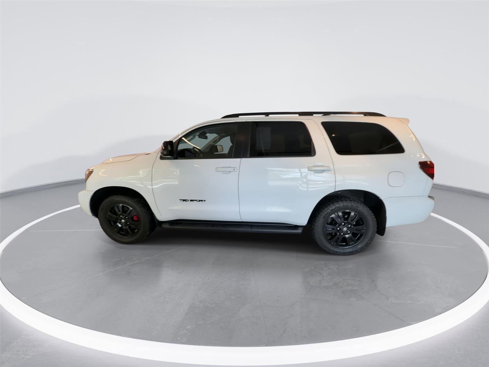 Used 2019 Toyota Sequoia TRD Sport w/ TRD Sport Premium Package AWD/4WD image 4