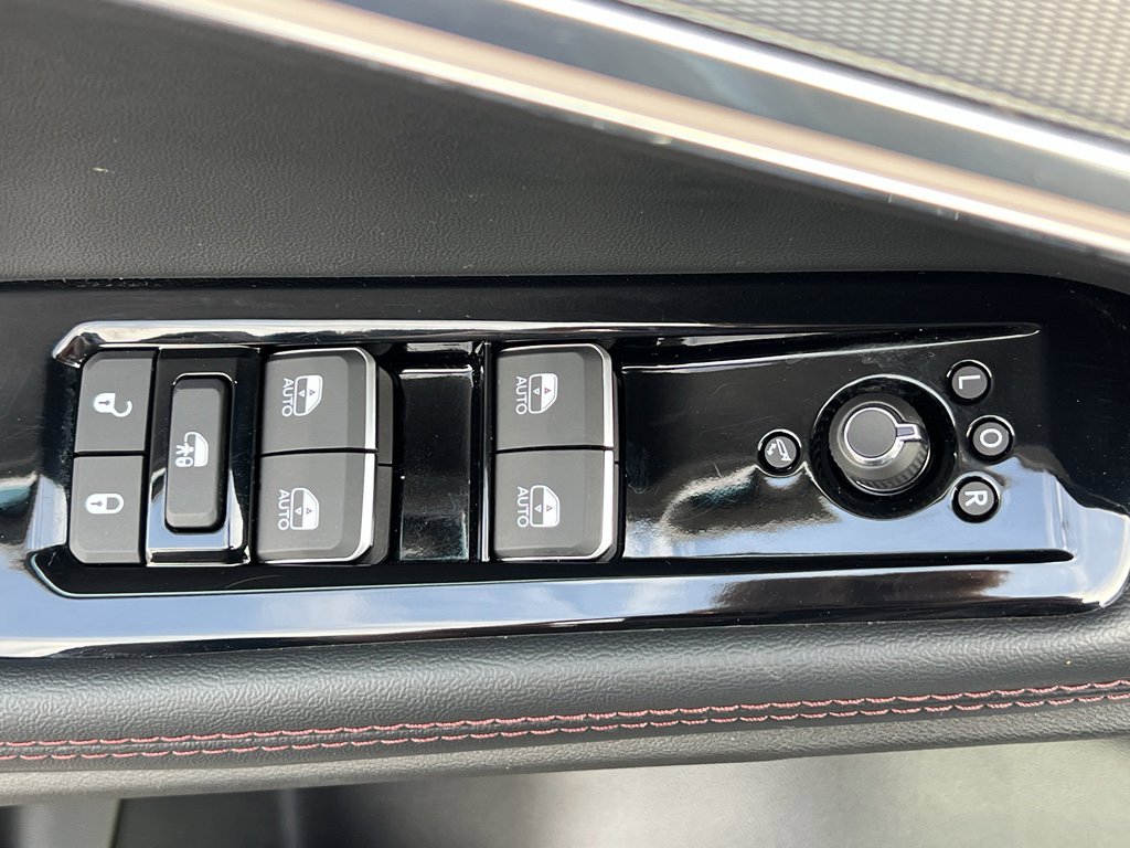 Used 2024 Jeep Wagoneer Launch Edition image 13