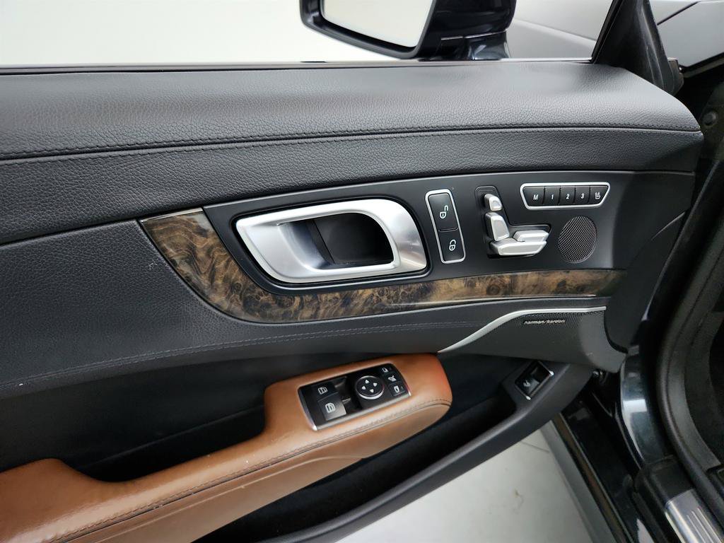 Used 2013 Mercedes-Benz SL 550 image 20