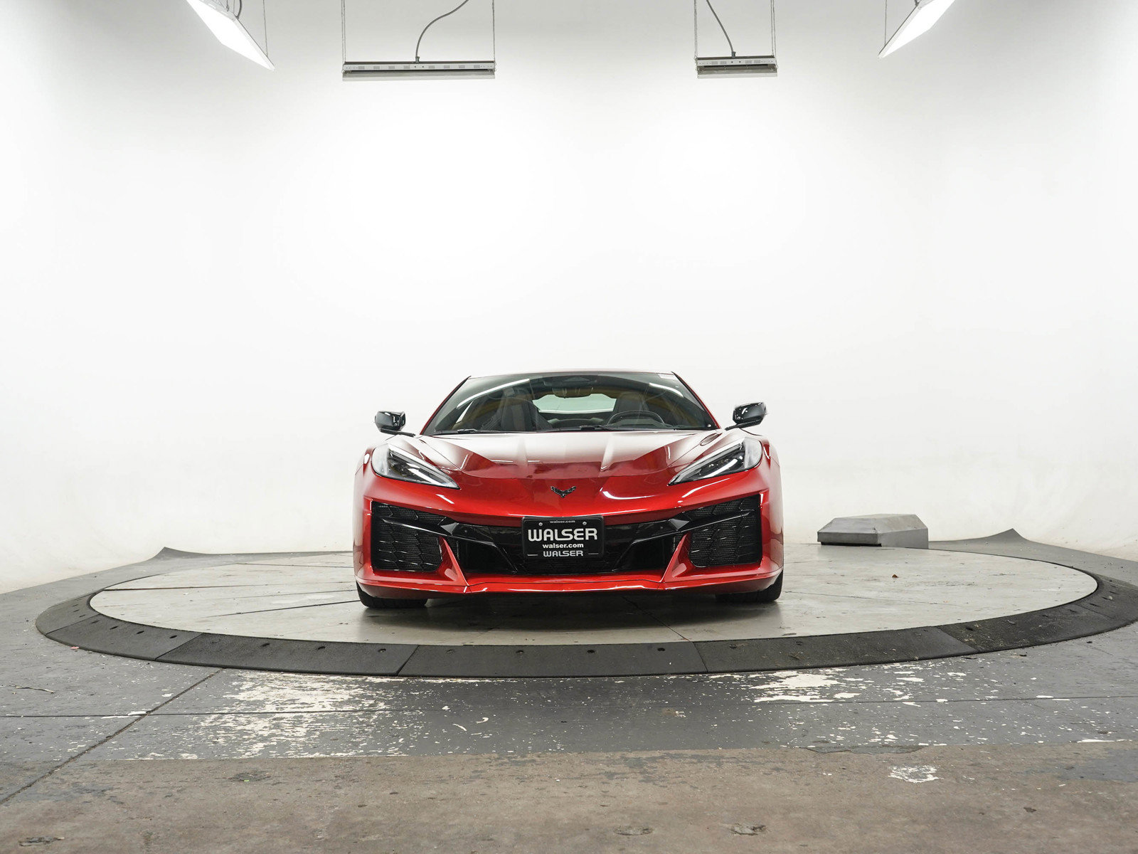 Used 2025 Chevrolet Corvette Z06 w/ Stealth Interior Trim Package RWD image 9