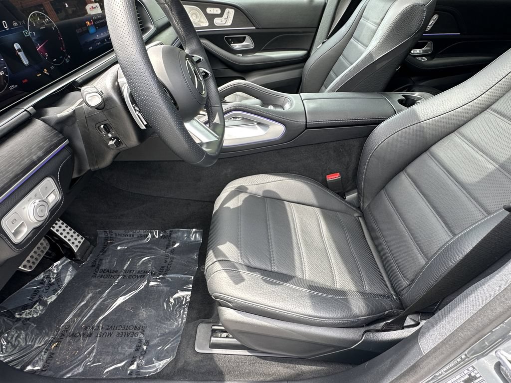 Certified 2025 Mercedes-Benz GLS 580 4MATIC image 10