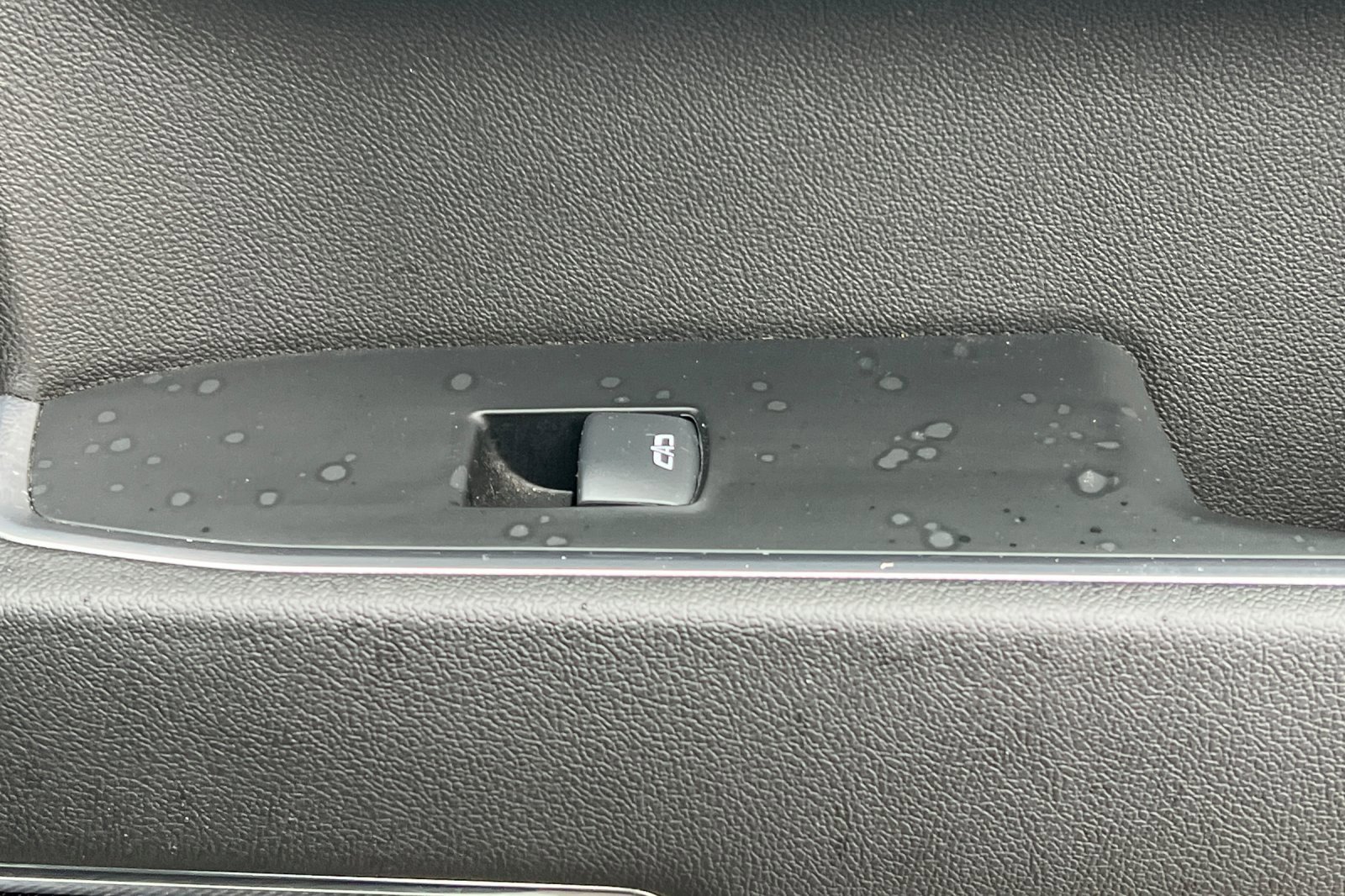 Used 2024 GMC Sierra 1500 SLT image 21