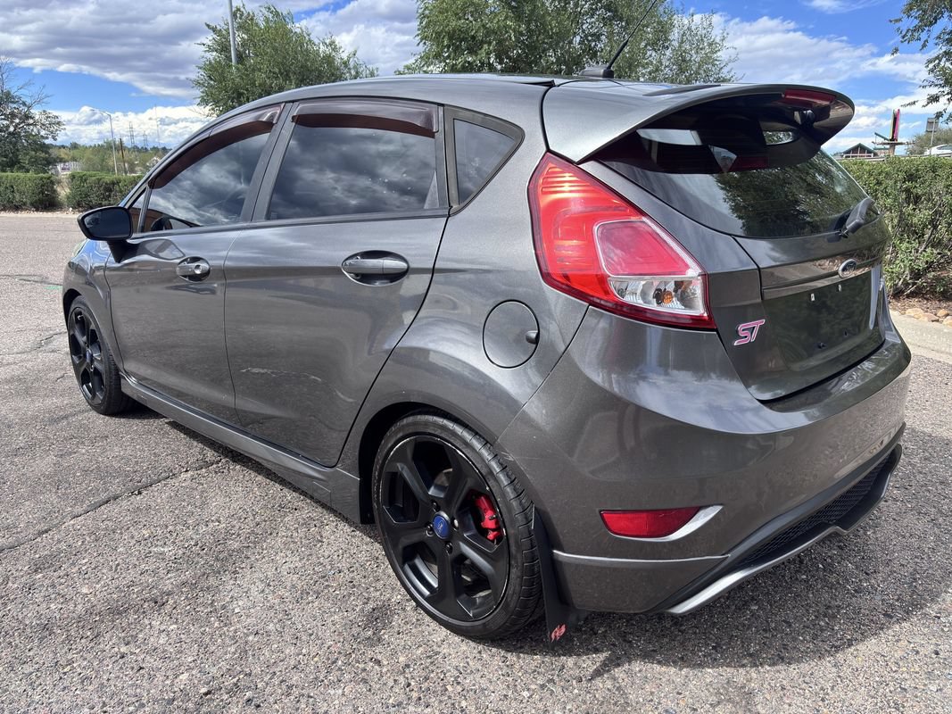 Used 2016 Ford Fiesta ST FWD image 7