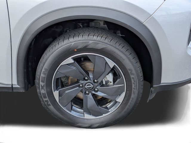 Used 2024 Nissan Rogue SV AWD/4WD image 10