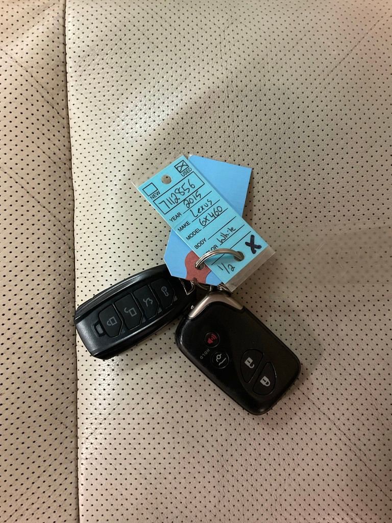 Used 2015 Lexus GX 460 w/ Premium Package image 40