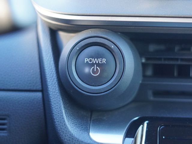 Used 2024 Toyota Prius LE image 21