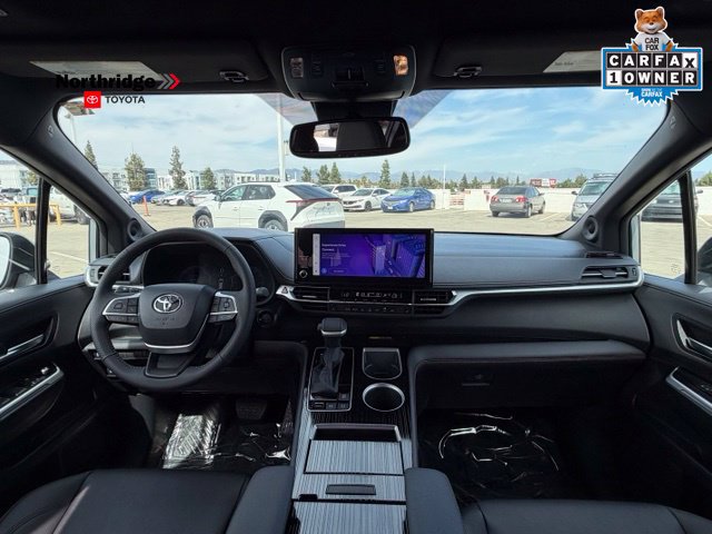 Certified 2026 Toyota Sienna XLE Woodland Edition AWD/4WD image 17