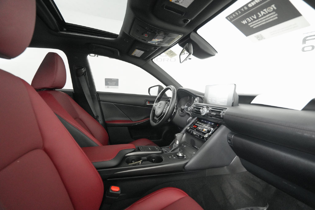 Certified 2025 Lexus IS 350 F Sport RWD image 20