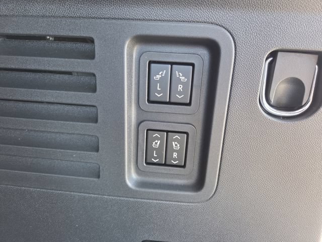 New 2026 Buick Enclave Sport Touring w/ Power Package FWD image 20
