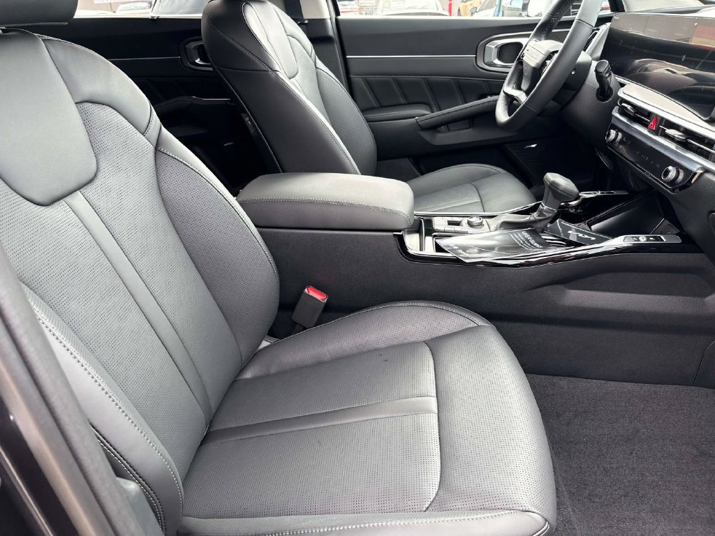 New 2026 Kia Sorento SX FWD image 13
