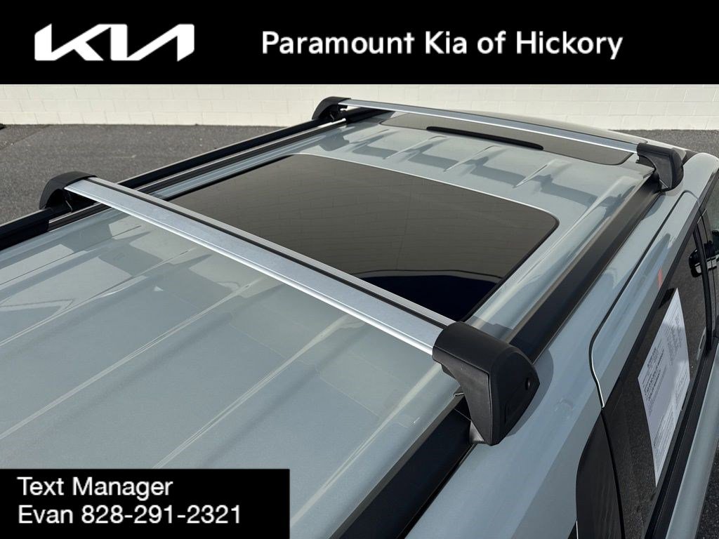 Used 2025 Kia Carnival SX Prestige image 41