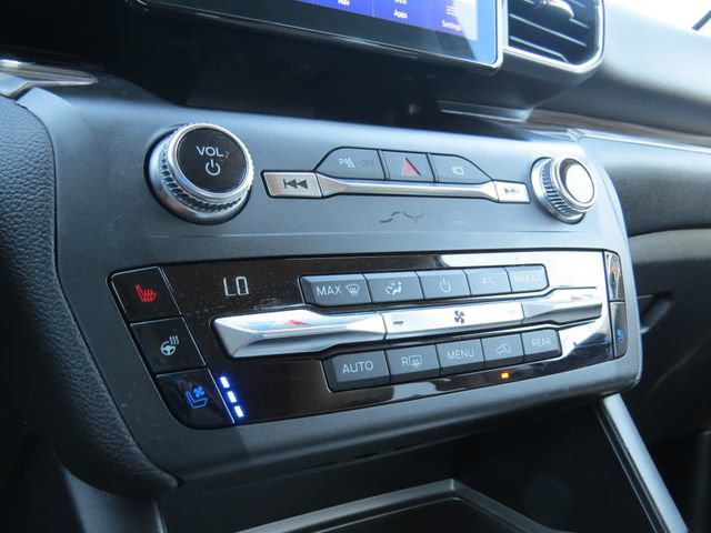 Used 2020 Ford Explorer Limited RWD image 26