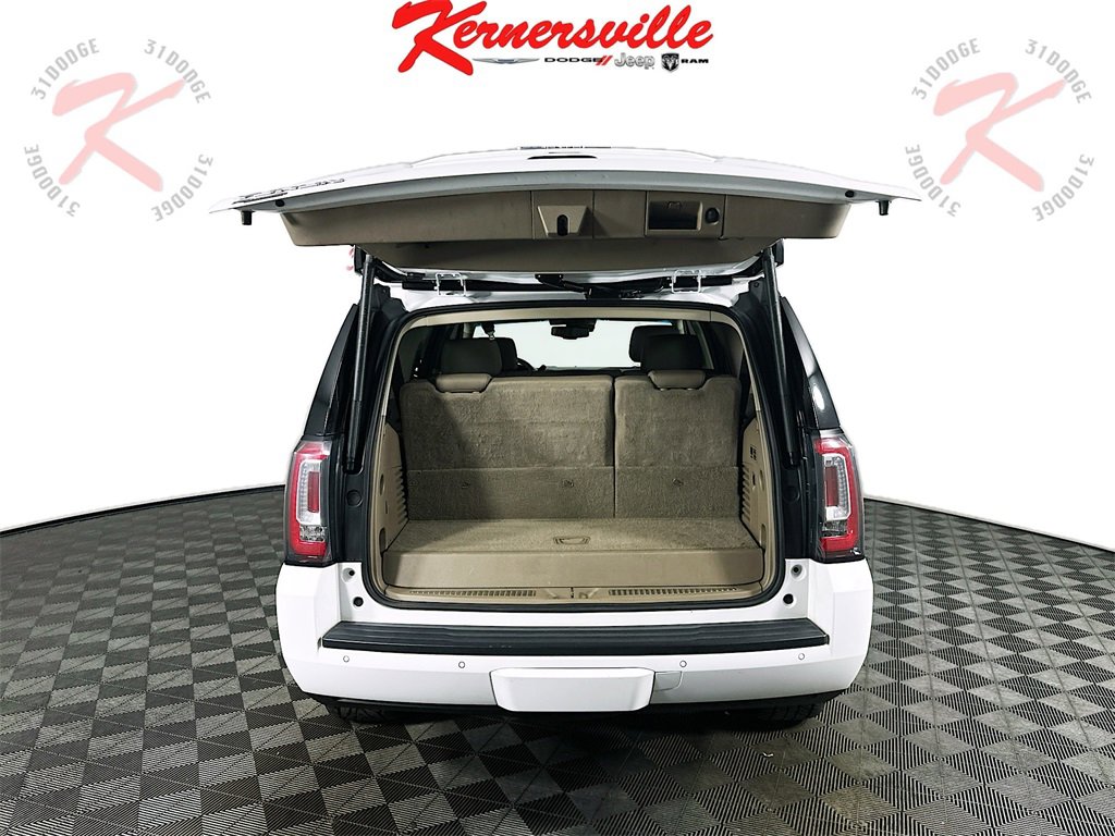 Used 2017 GMC Yukon SLT image 29