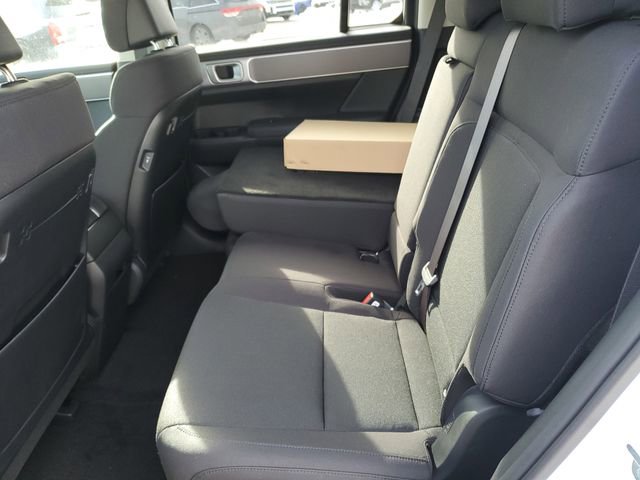 New 2026 Hyundai Santa Fe SE image 11