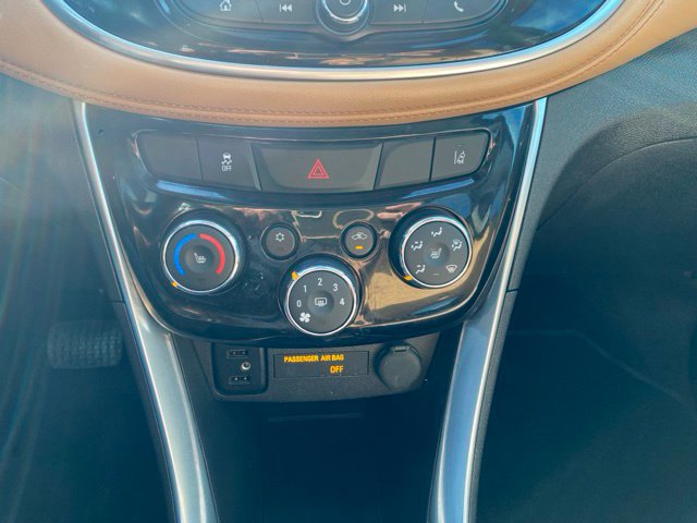 Used 2020 Chevrolet Trax Premier w/ LPO, Cargo Package FWD image 20