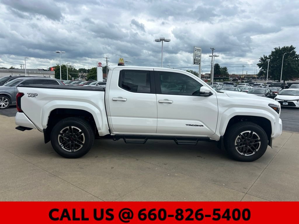 New 2026 Toyota Tacoma TRD Sport w/ TRD Sport Upgrade Package AWD/4WD image 5