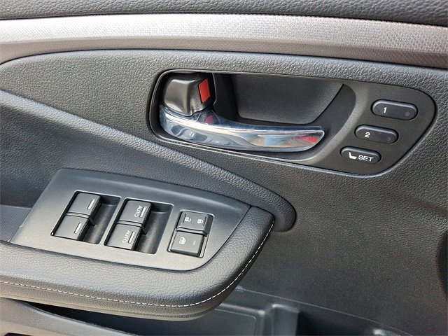 Used 2022 Honda Ridgeline RTL-E image 13