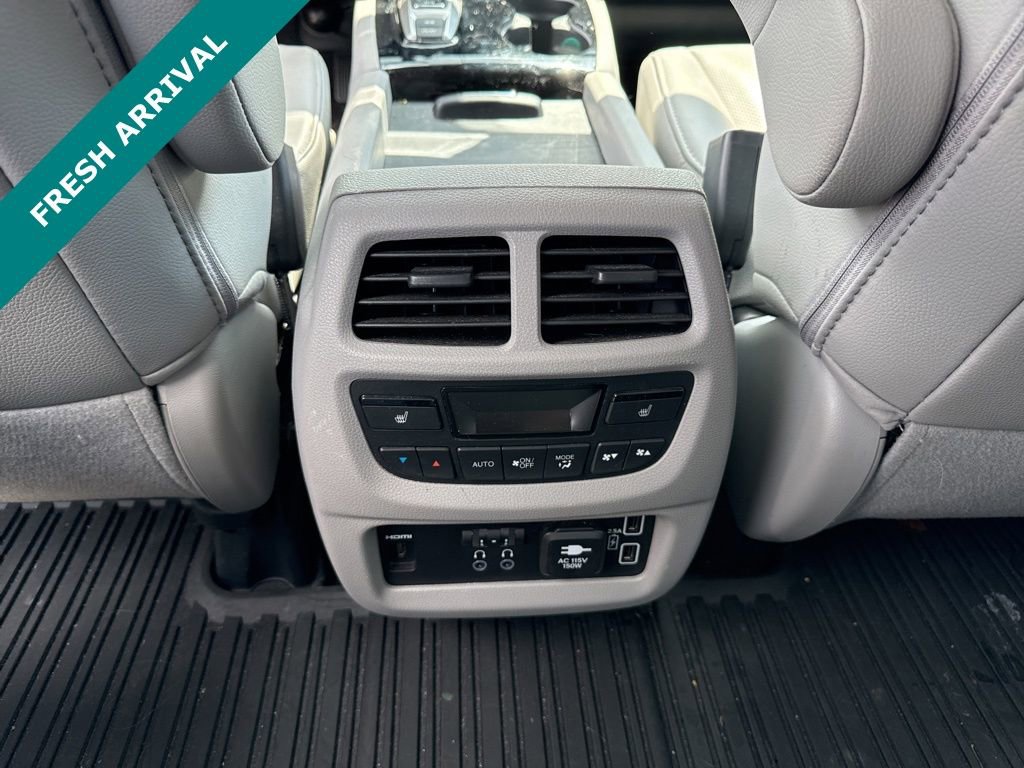 Used 2021 Honda Pilot Elite image 27