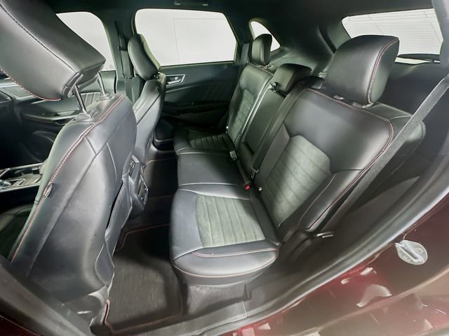 Used 2022 Ford Edge ST-Line image 25
