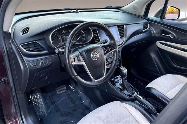 Used 2018 Buick Encore Preferred image 16
