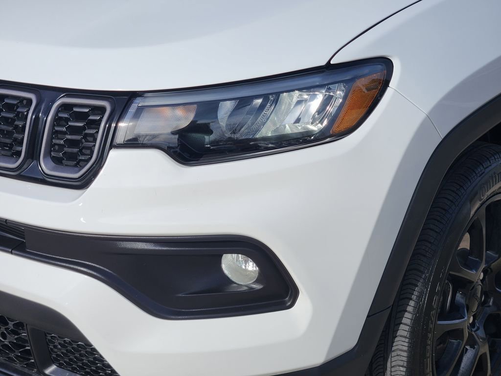 Used 2024 Jeep Compass Latitude w/ Convenience Group image 10