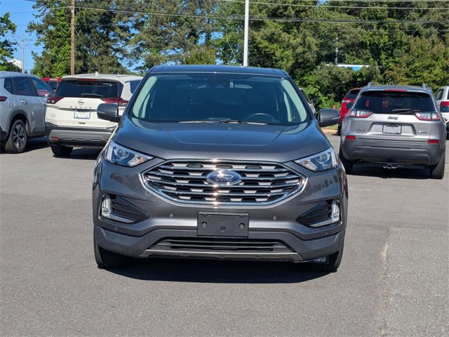 Used 2023 Ford Edge Titanium image 8