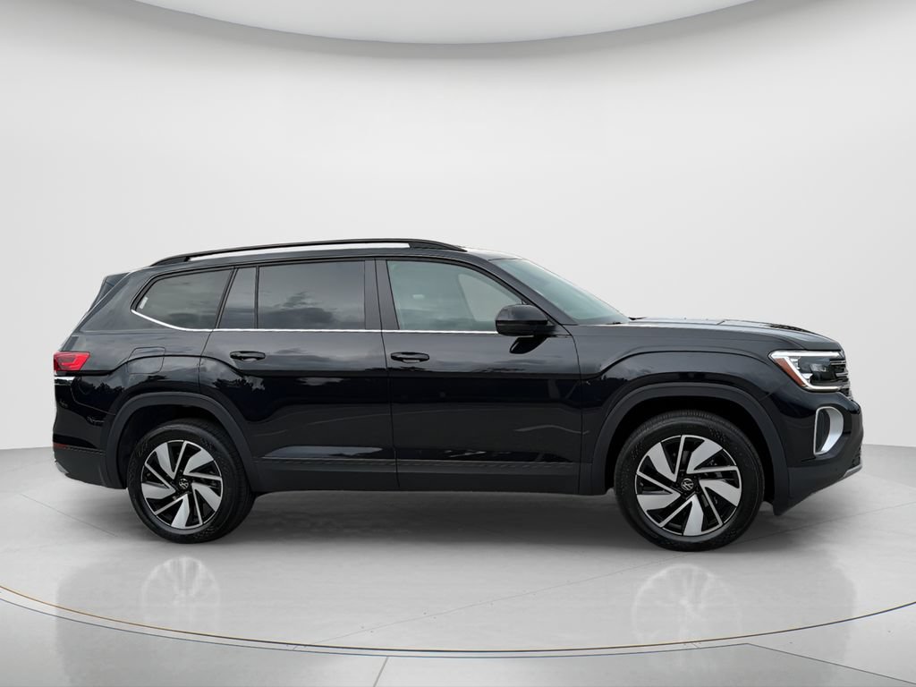 New 2026 Volkswagen Atlas SE FWD image 4