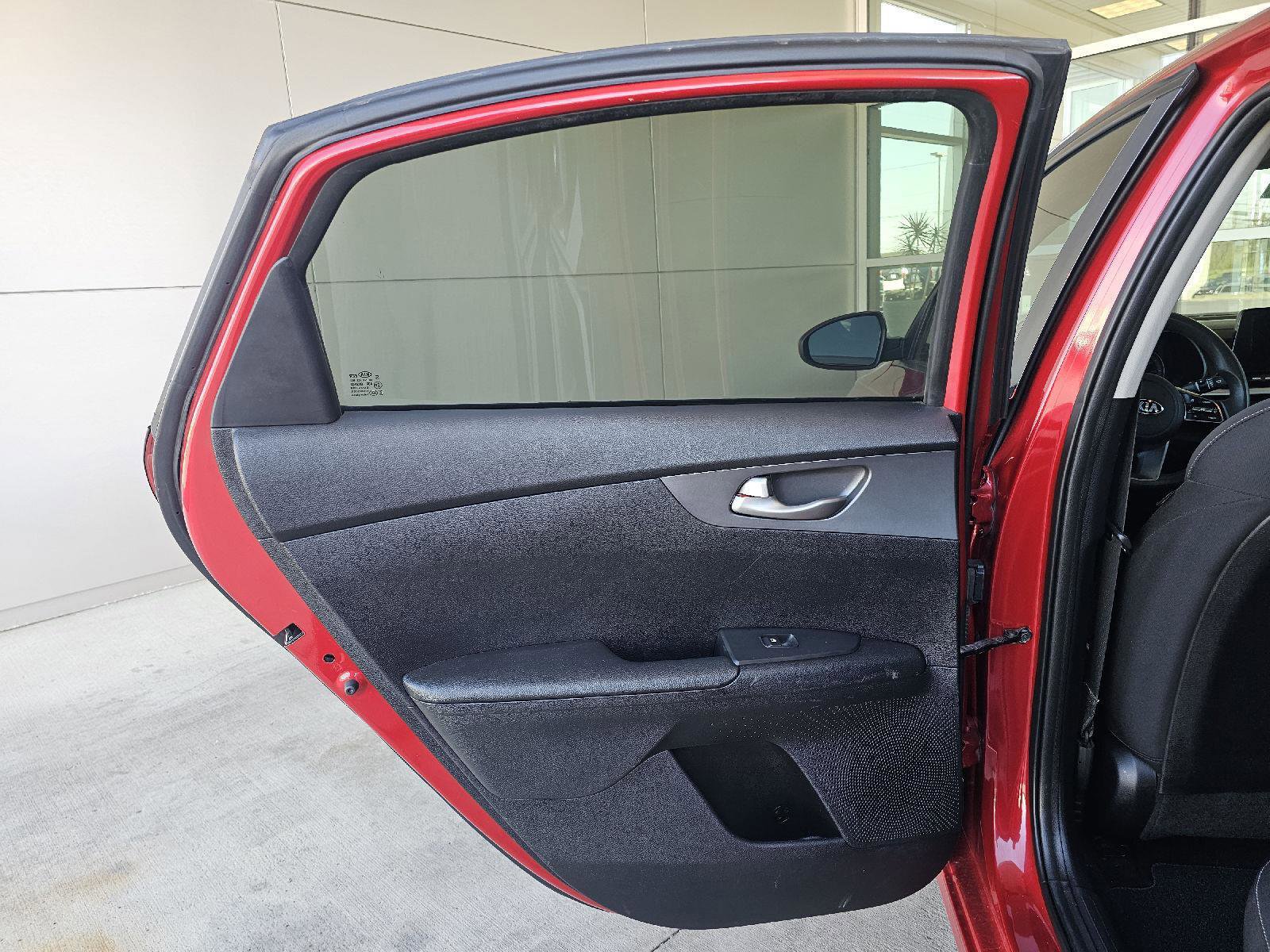 Used 2019 Kia Forte LXS image 15