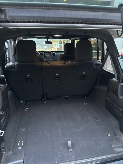 Used 2018 Jeep Wrangler Unlimited Sport S image 22