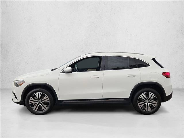 Used 2025 Mercedes-Benz GLA 250 4MATIC image 10