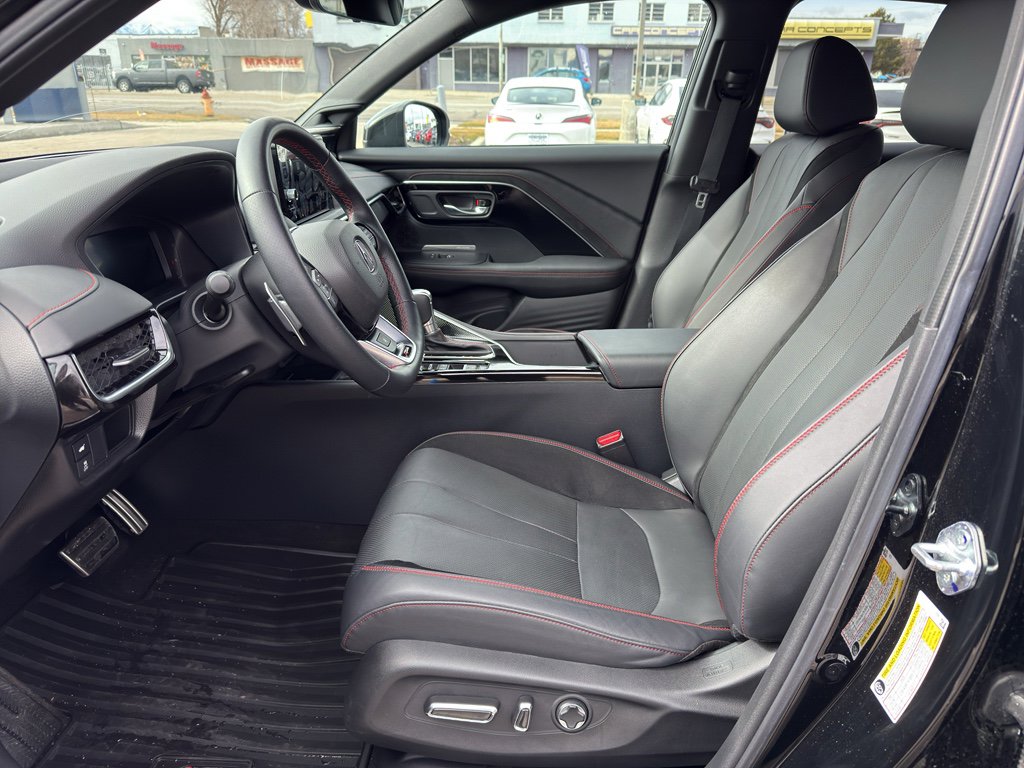 Used 2025 Acura ADX A-Spec image 11
