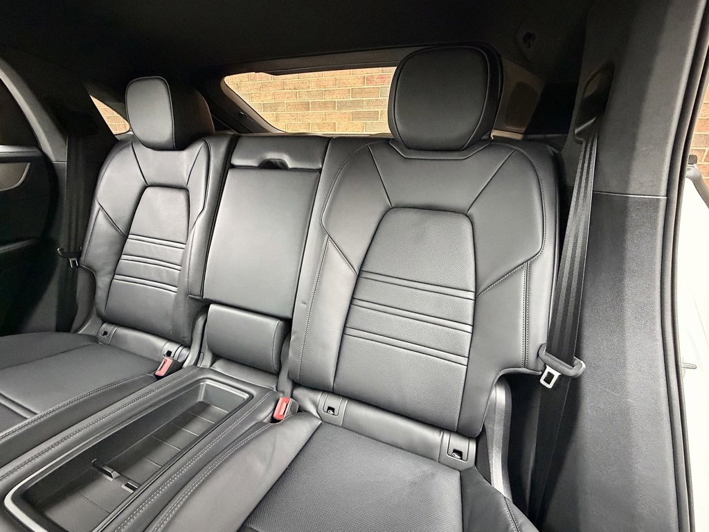 Certified 2024 Porsche Cayenne Turbo image 20