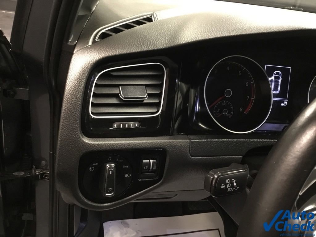 Used 2016 Volkswagen Golf SEL w/ Lighting Package (SEL) image 18