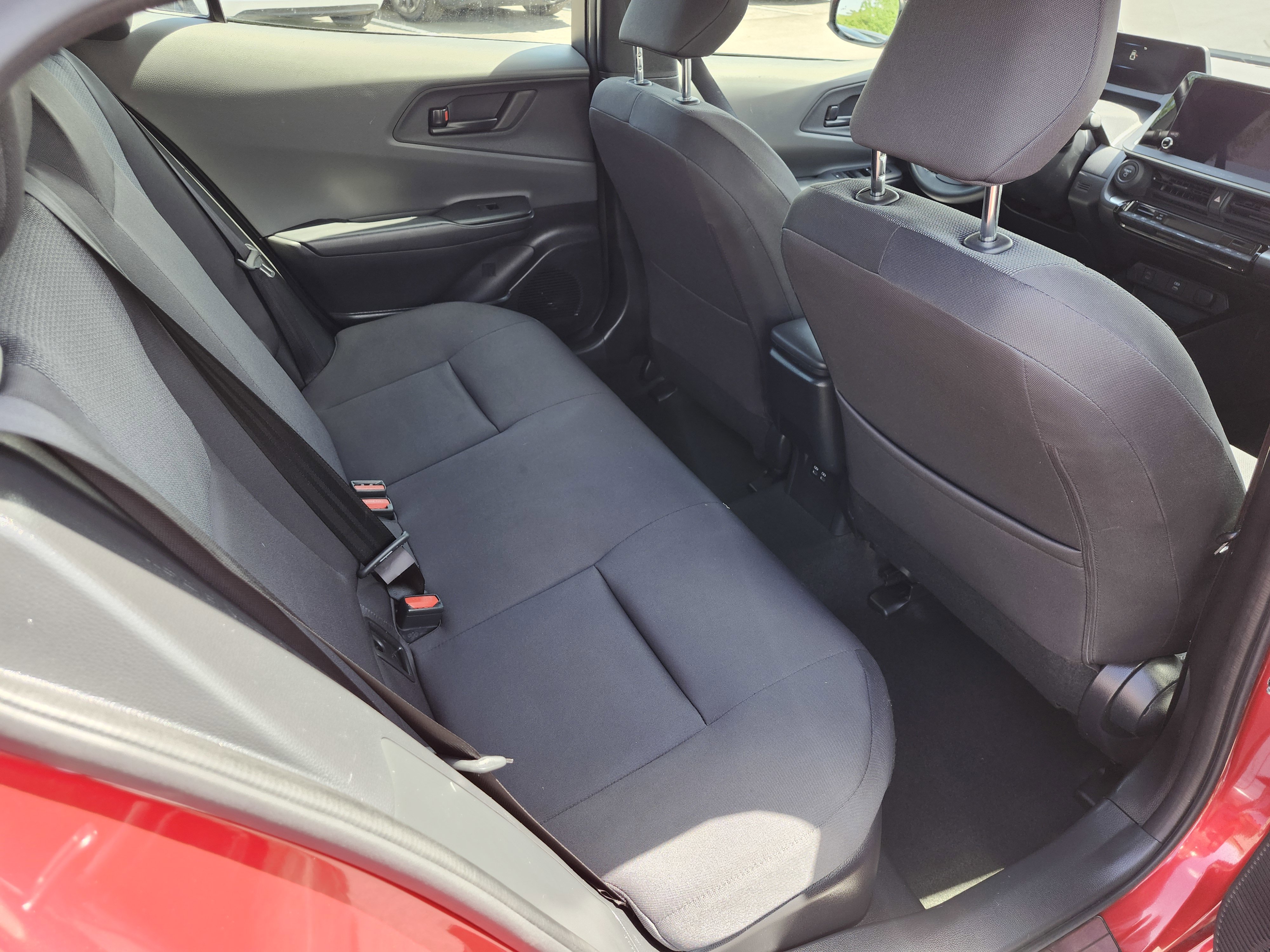 Used 2024 Toyota Prius LE image 20