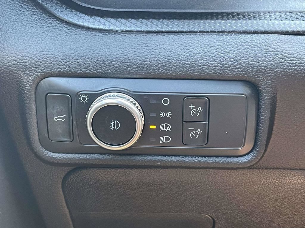 Used 2022 Ford Explorer ST-Line RWD image 28