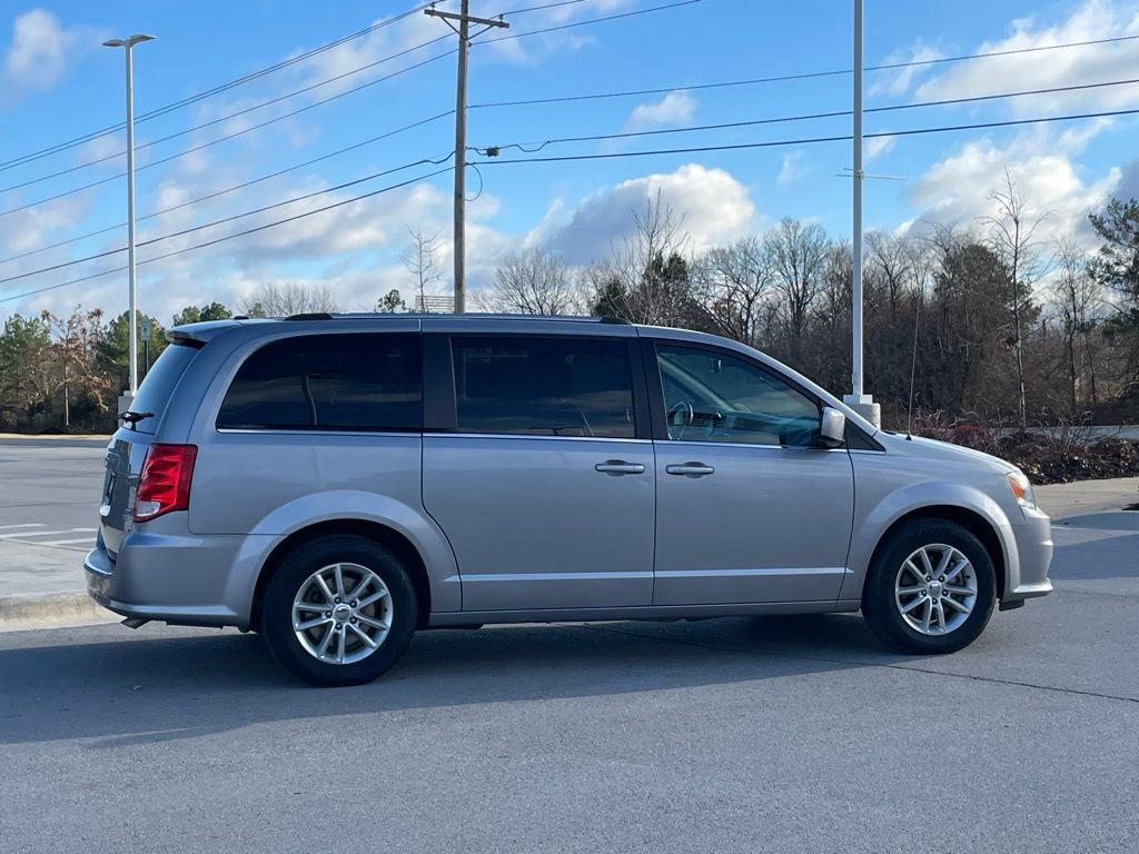 Used 2019 Dodge Grand Caravan SXT image 8