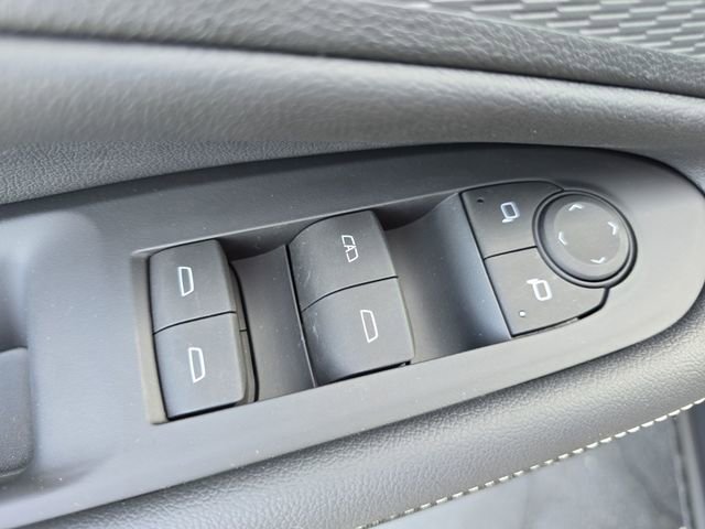 New 2025 Chevrolet Blazer EV LT image 22