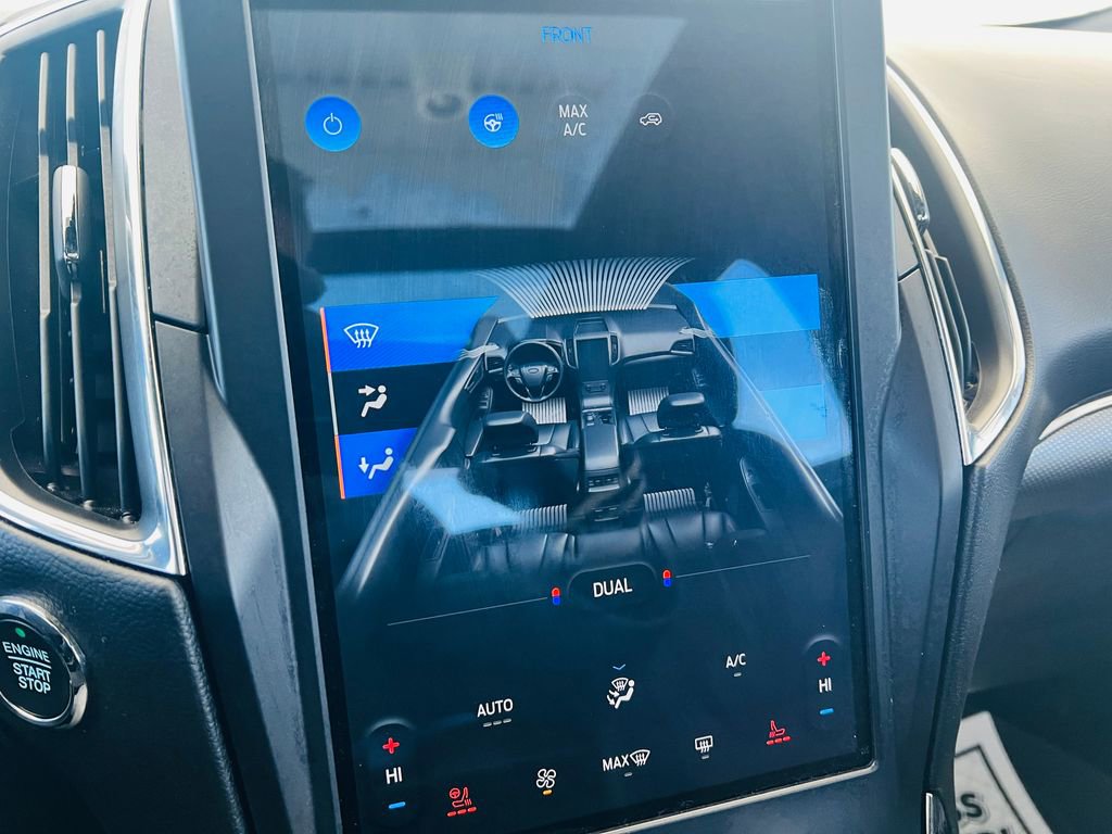 Used 2021 Ford Edge Titanium w/ Equipment Group 301A image 24