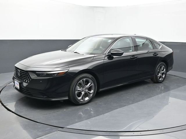 Used 2023 Honda Accord EX-L image 1