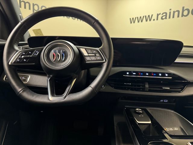 Used 2025 Buick Enclave Sport Touring FWD image 9